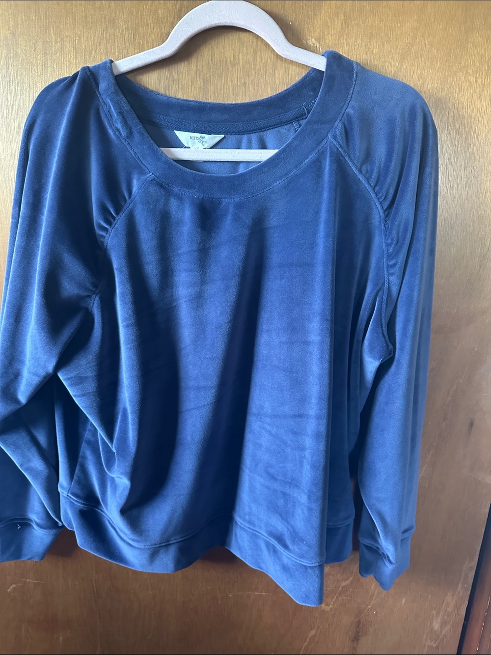 Terra & Sky Deep Navy Long-Sleeve Pullover Sweatshirt